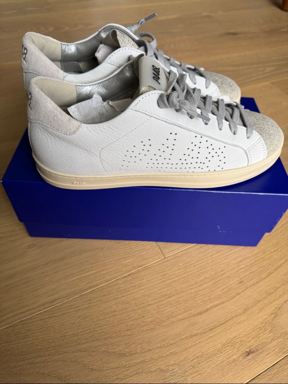 P448 John white and silver Gray with Cream Sole new in box size 39